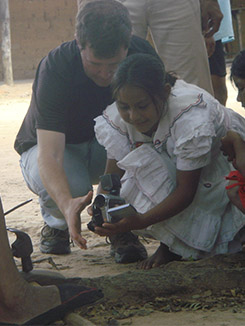 Shine a Light - Project Sáliba - Kurt teaching Sáliba Girl how to Film